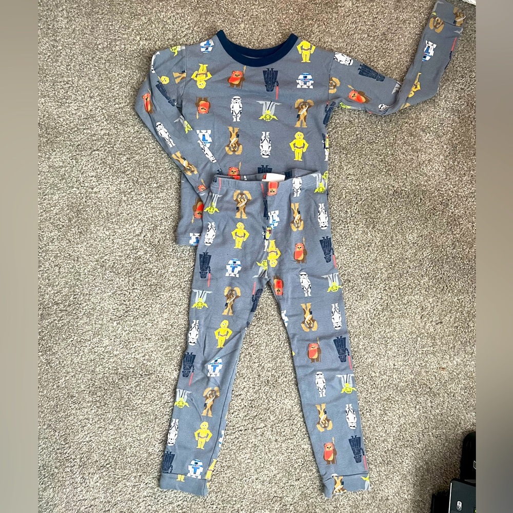 Gap Kids Star Wars Pajamas Size 5